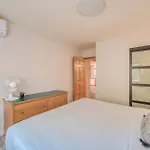 Bow Valley Chalets-Entire 2 King Bedrooms Townhouse