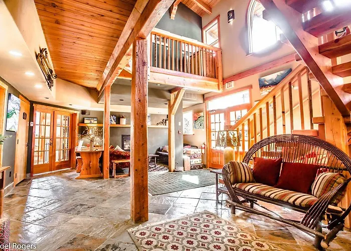 The Paintbox Lodge