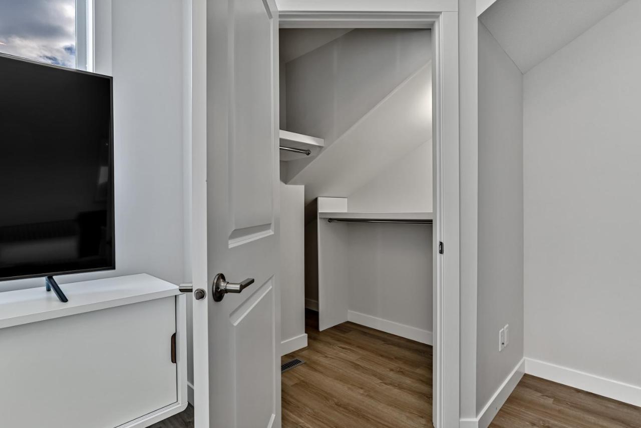 The Parq By Samsara View Downtown 4br & 3bth *