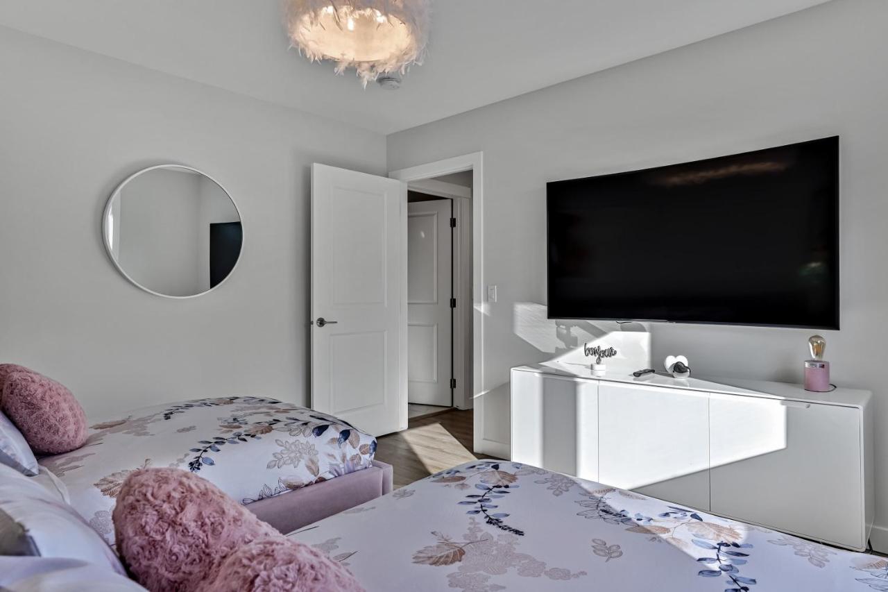 The Parq By Samsara View Downtown 4br & 3bth
