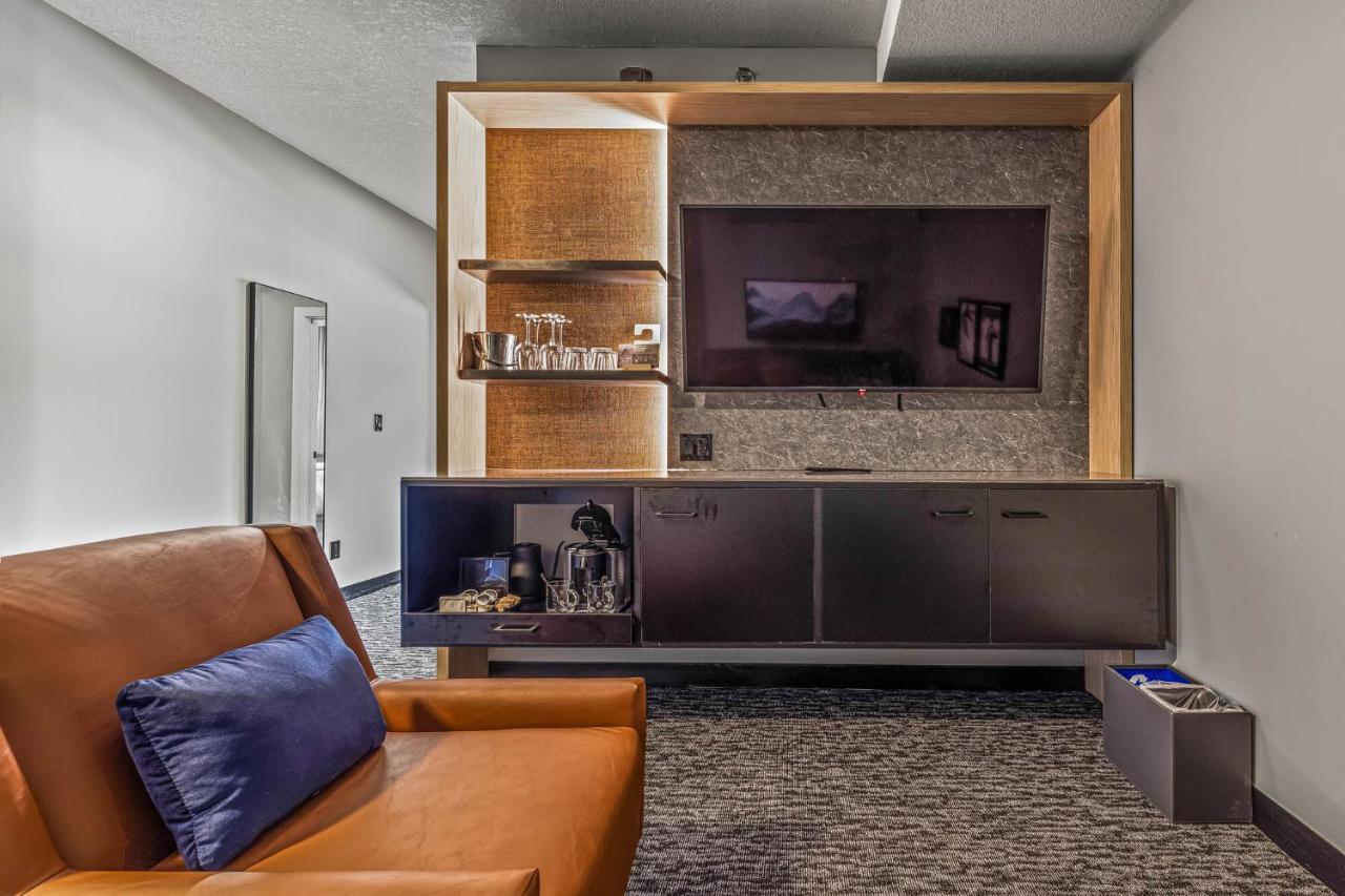 Mtn House By Basecamp Hotel