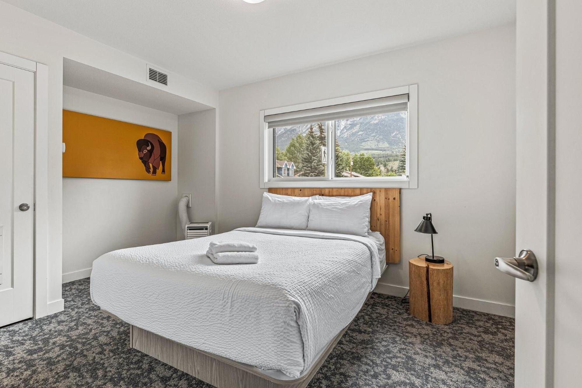 Hotel Basecamp Canmore