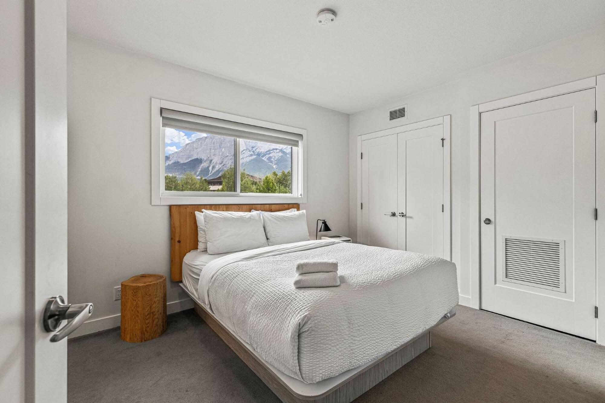 Hotel Basecamp Canmore