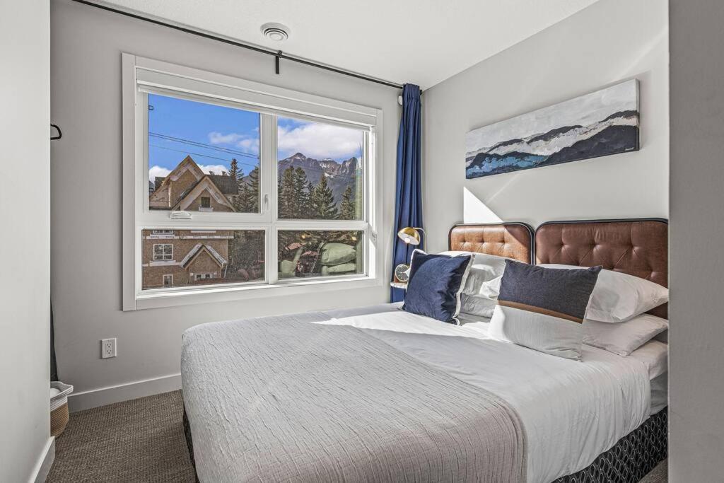 K202 Hot Tub, Pool, Mtn View, Ac, Free Parking * Canmore