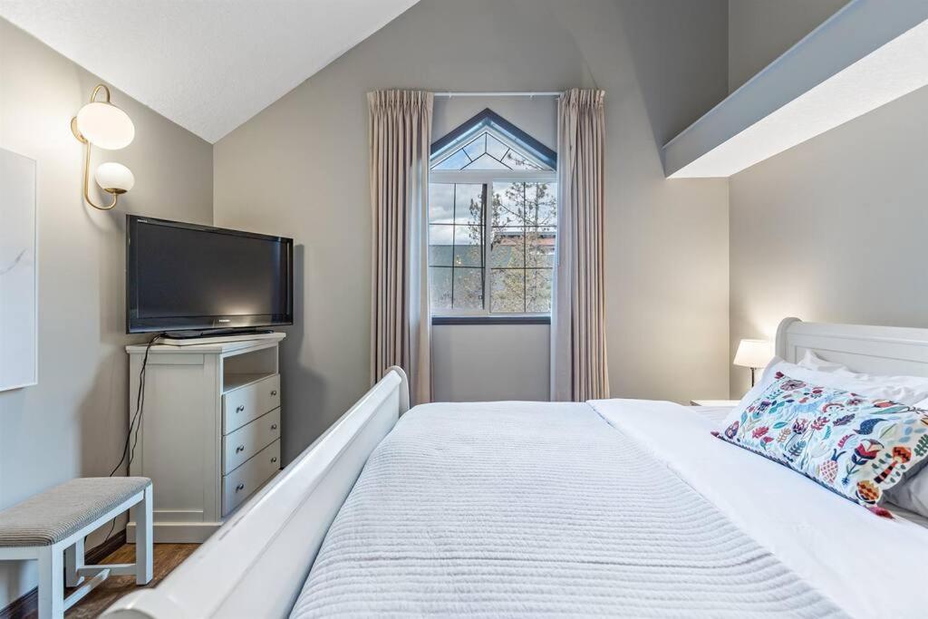 Holiday home Relaxing Mountain Getaway At Mystic Springs *