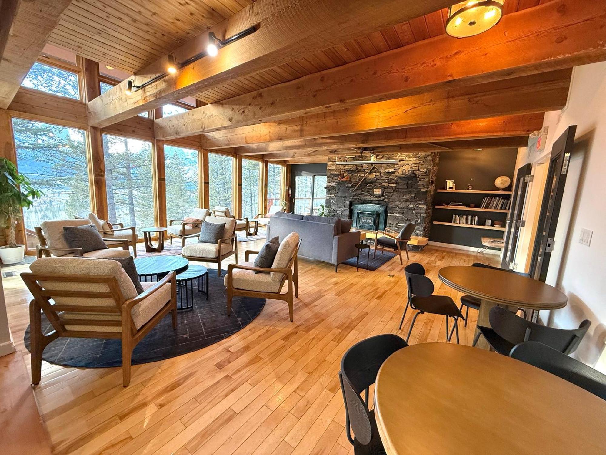 Hostel Alpine - Alpine Club Of Canada *