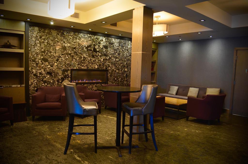 Paradise Club And