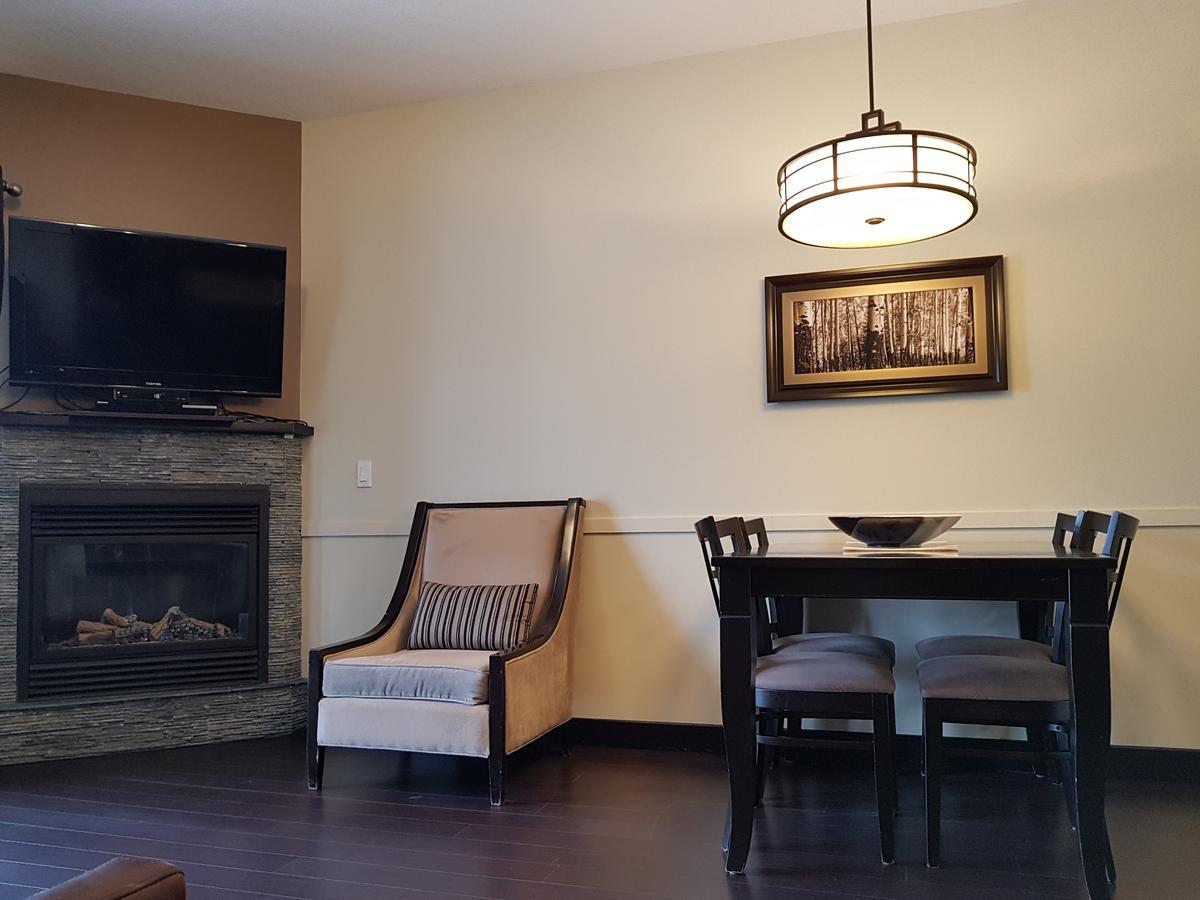 Hotel Paradise Club And Canmore