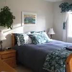 Avens Renaissance B&B