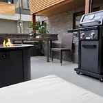 Le Bucheron Stunning Spring Creek Luxury Condo