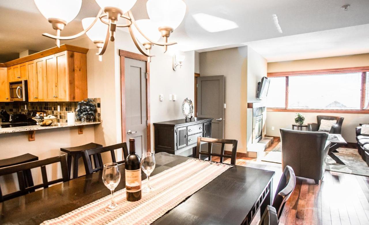 The Lookout - Top Floor Corner Unit With Stunning Views * Canmore