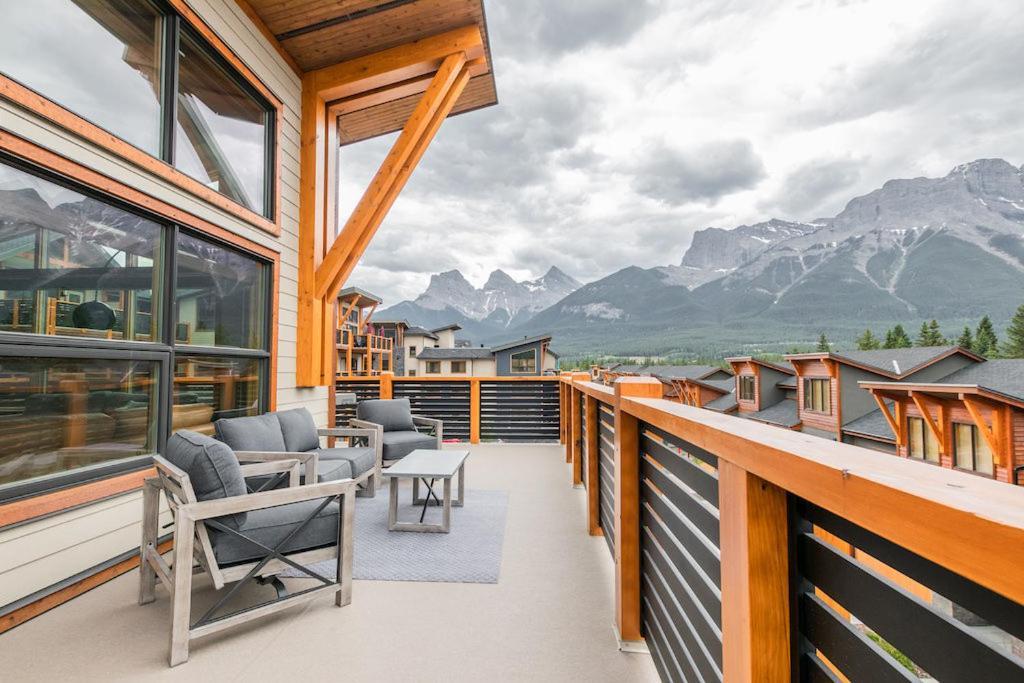 Spring Creek Penthouse By Canadian Rockies Vacation * Canmore