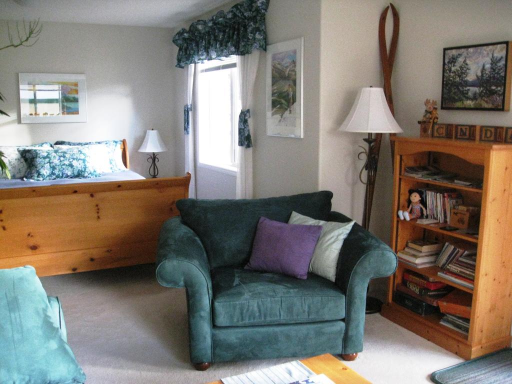 Avens Renaissance Bed & Breakfast Canmore