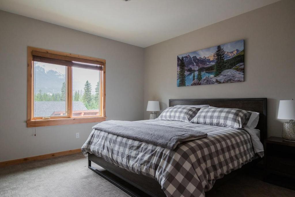 Spring Creek Penthouse By Canadian Rockies Vacation *