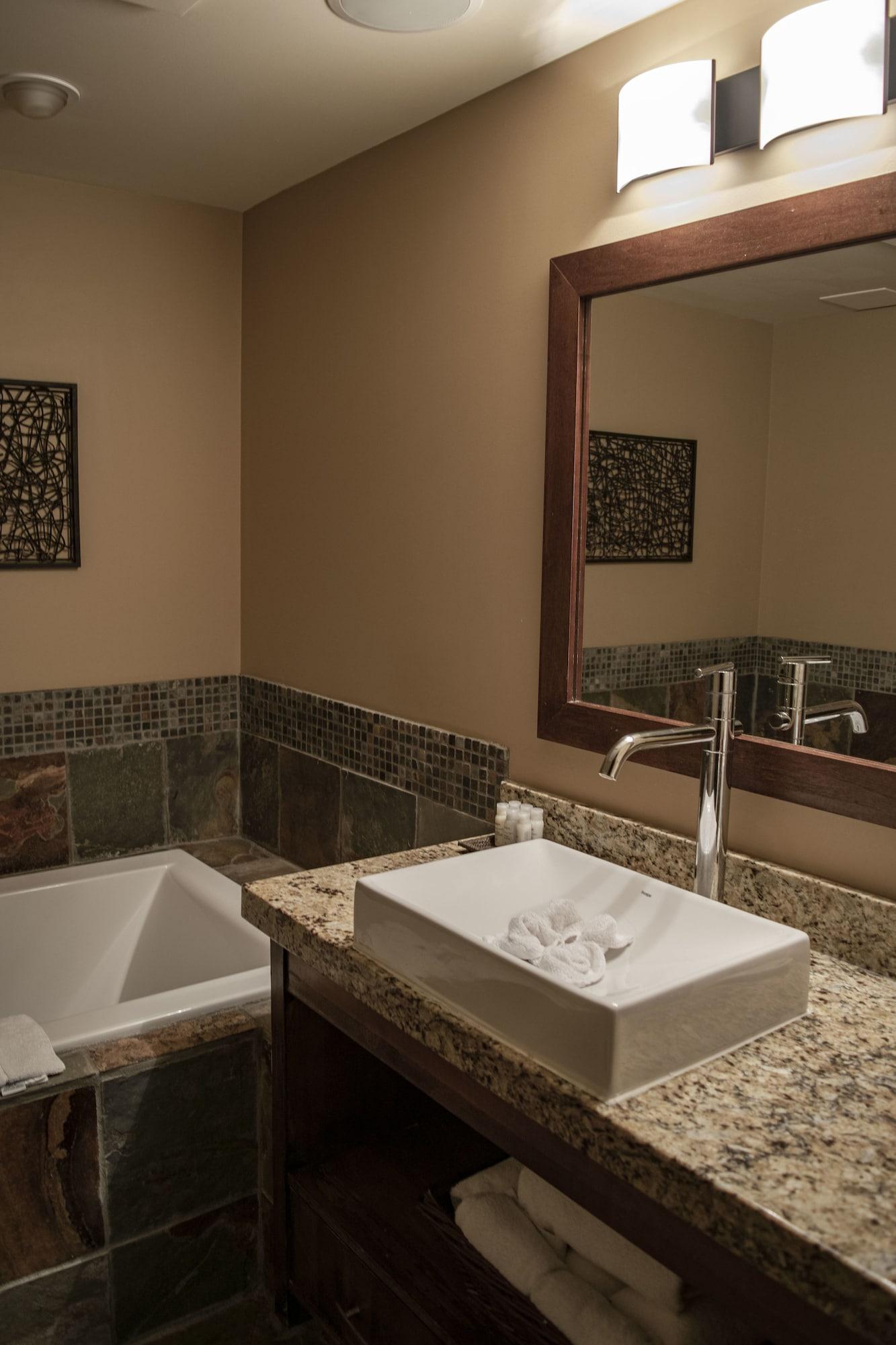 Silver Creek Hotel 3*