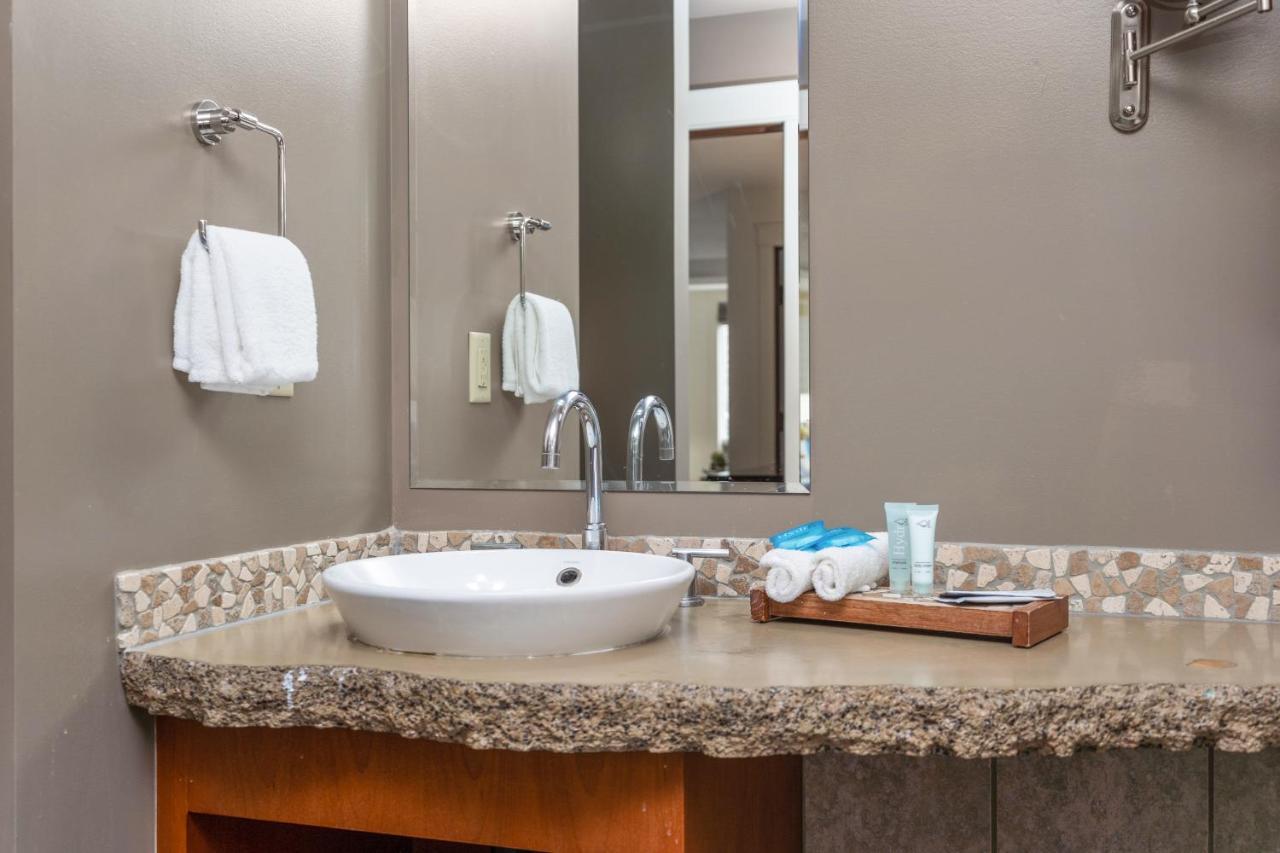 Luxury With On-site Canmore