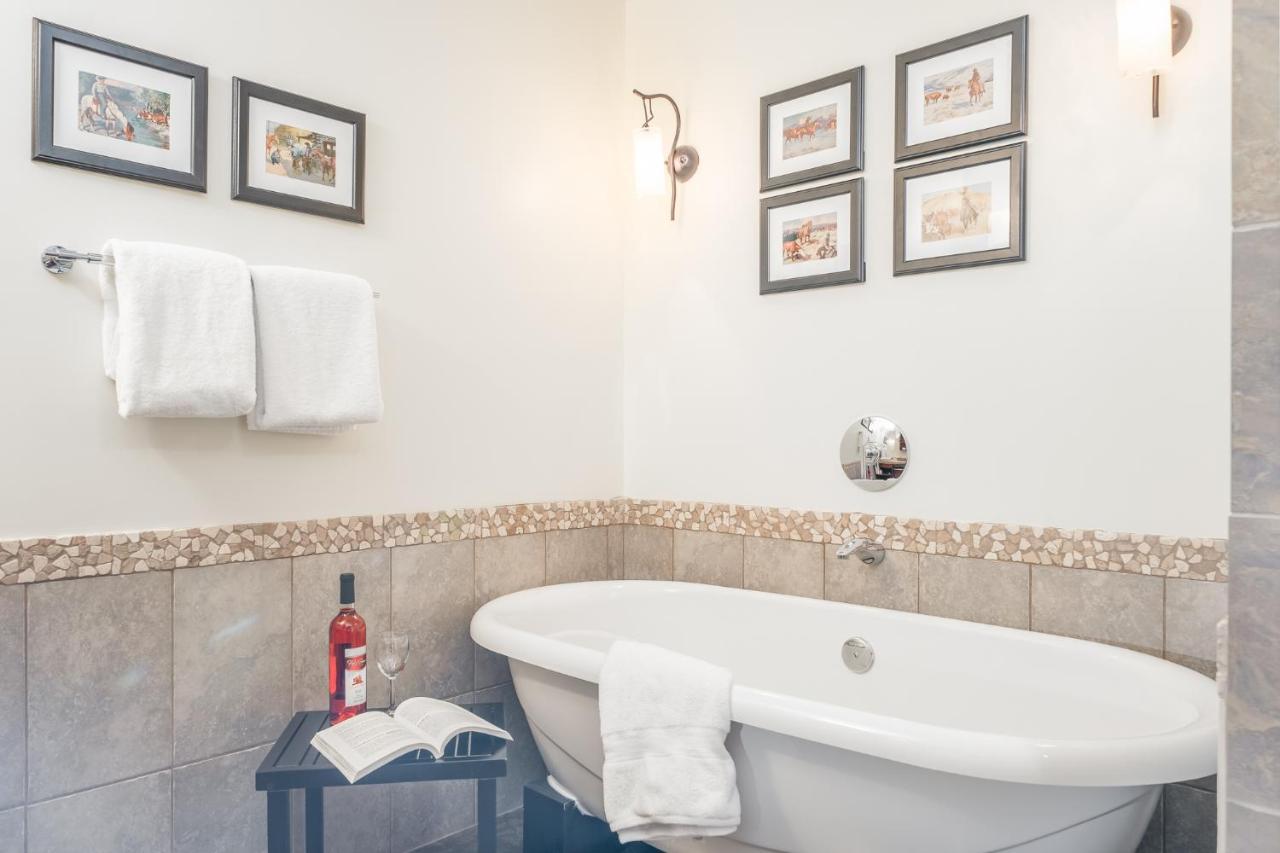 Luxury With On-site Aparthotel Canmore