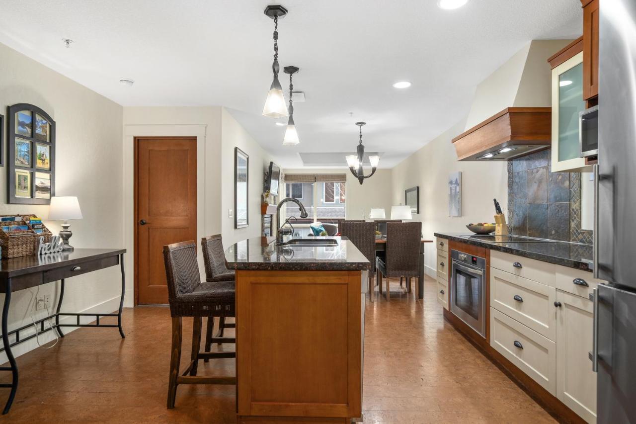 Luxury With On-site Canmore