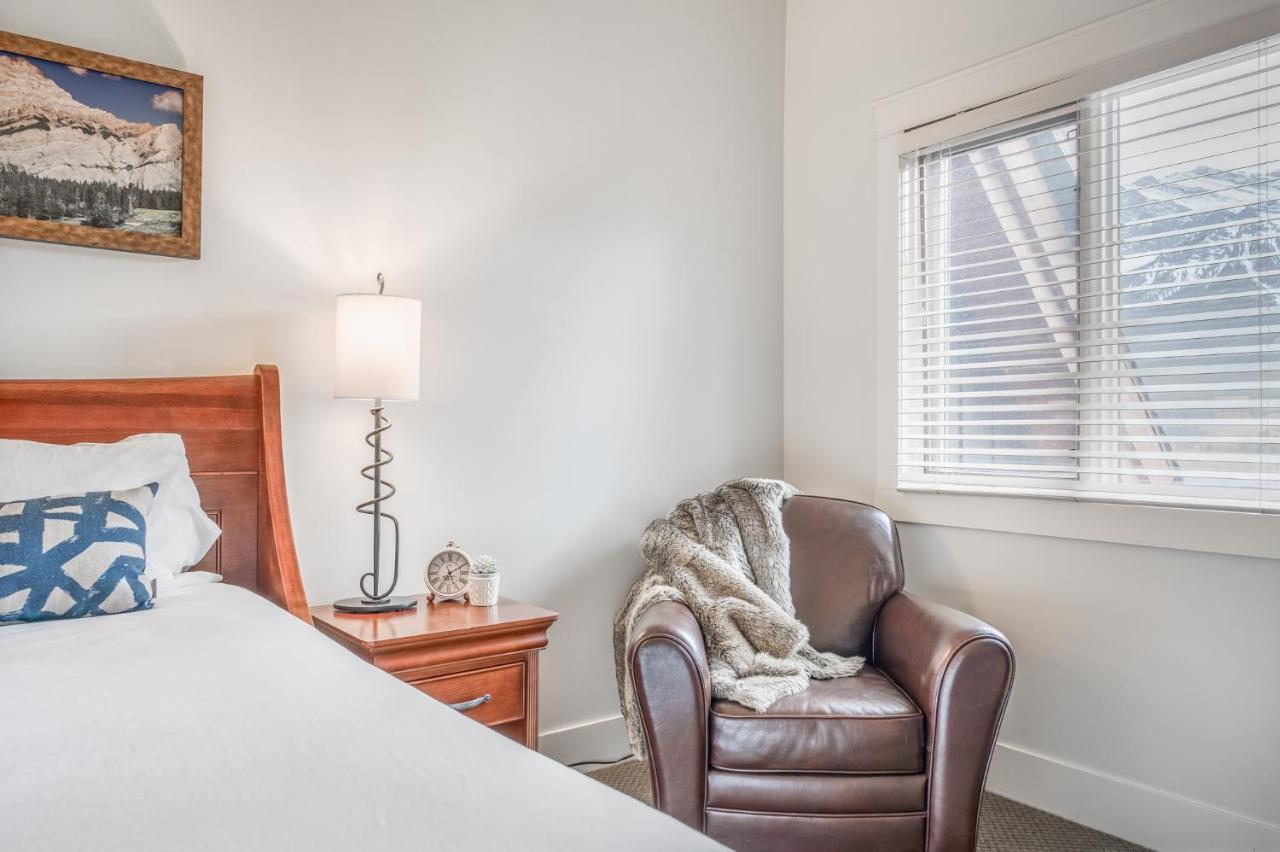 Luxury With On-site * Canmore