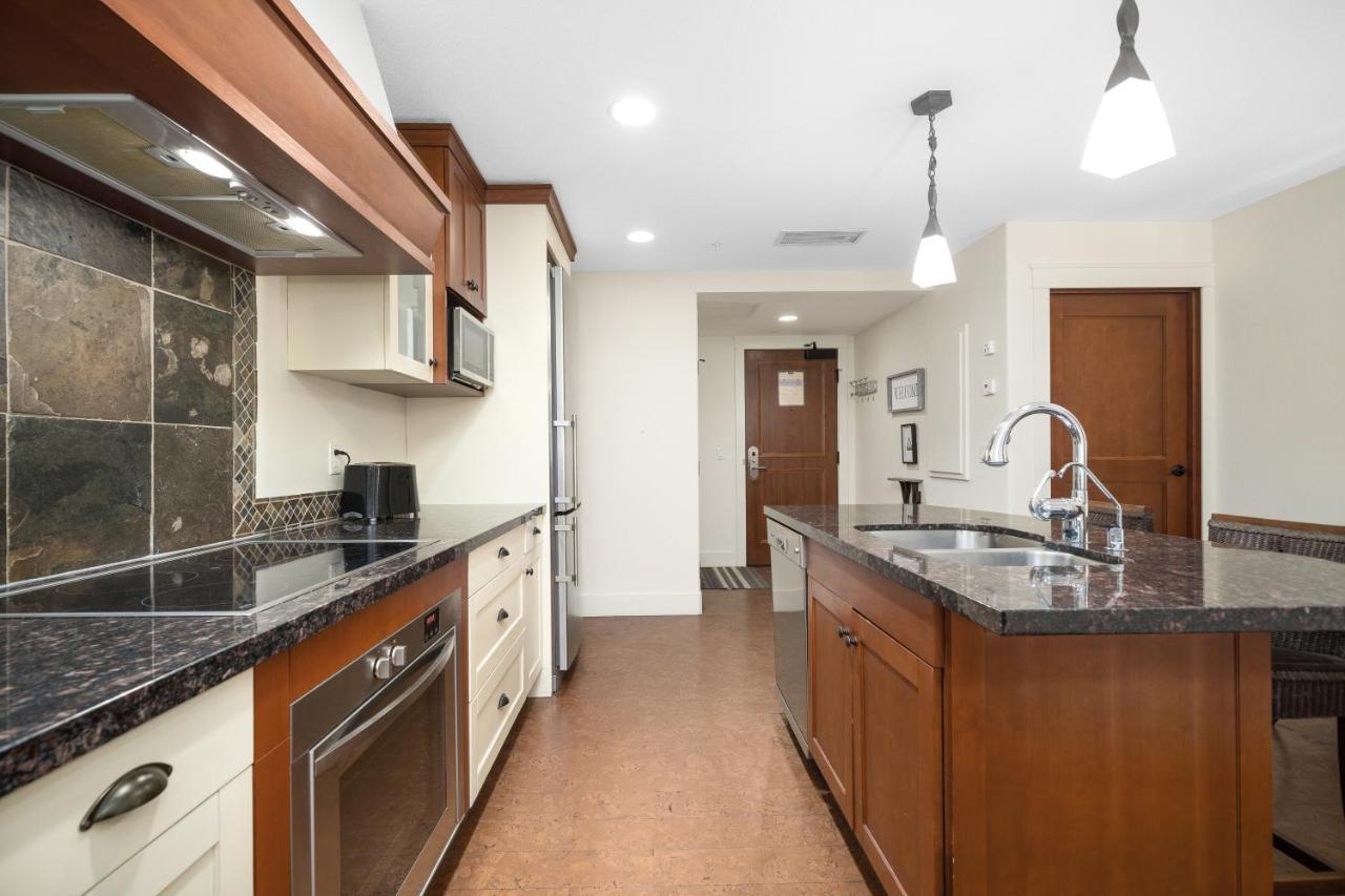 Luxury With On-site *