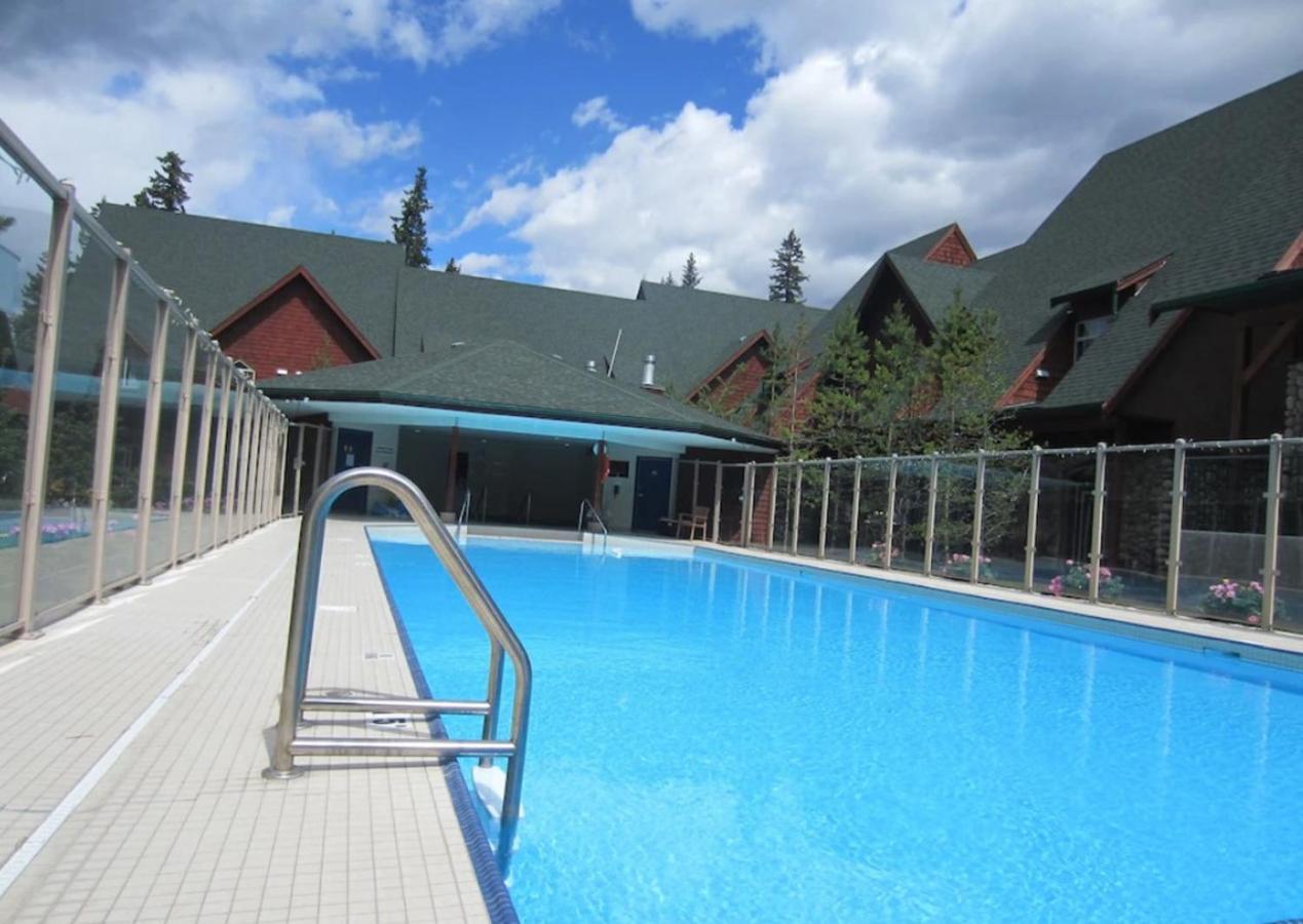 Relaxing Mountain Getaway At Mystic Springs, Pool, Hot Tub, Pets Welcome!