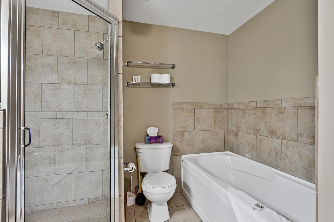 Inviting Rocky Mountain Hot Tub In Rated Managed By Little Sister Getaways