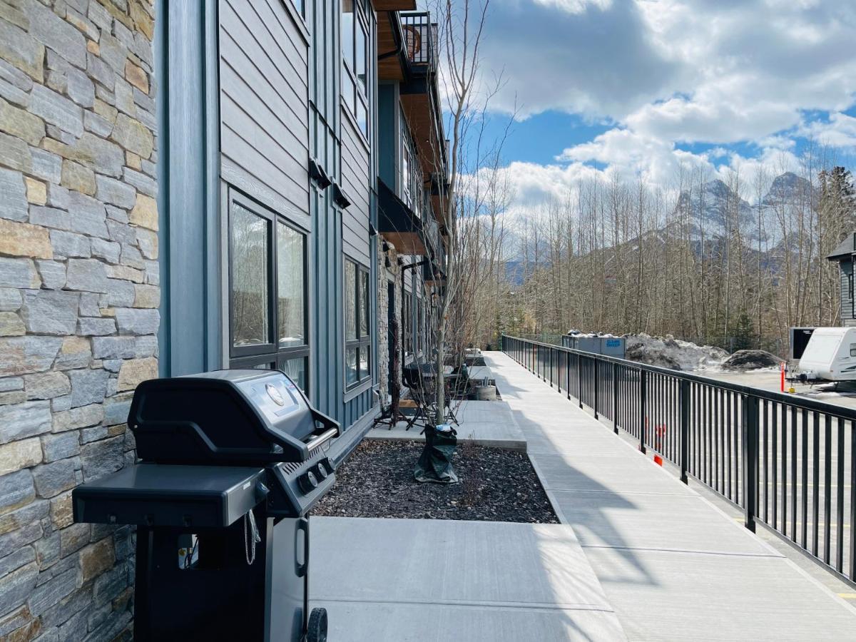 Holiday home Joes Brand New 2 King Bedrooms Townhome In