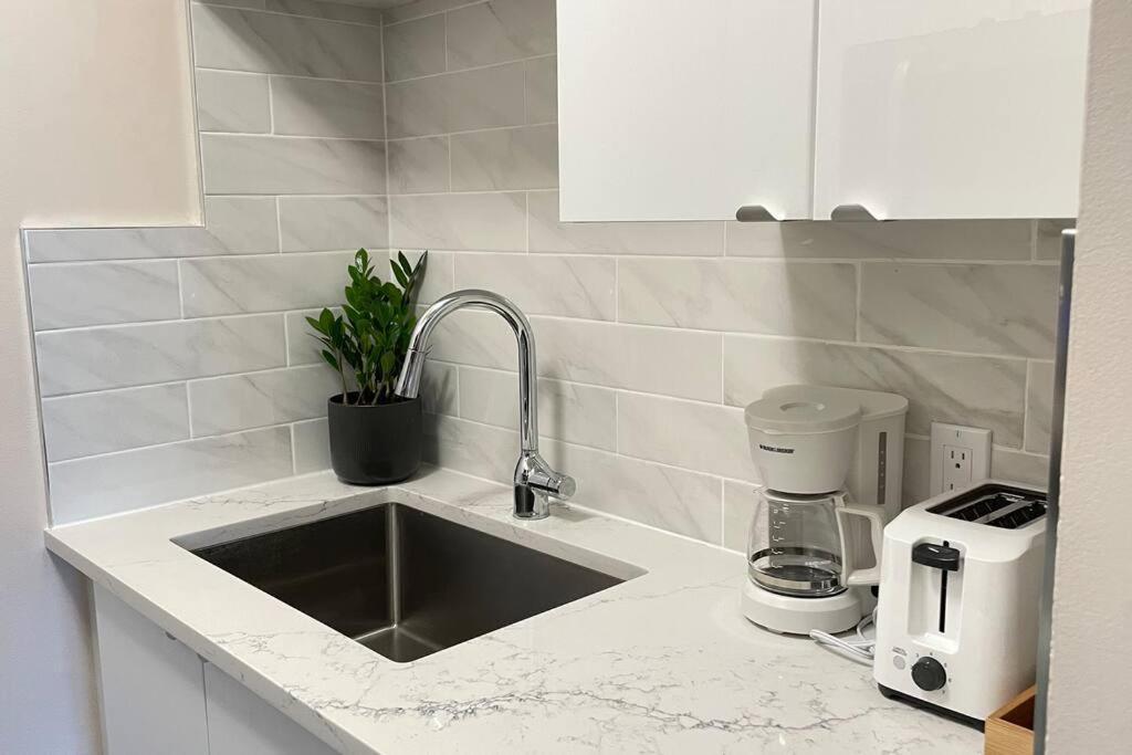 Unit #303 Mountain View 1br In Downtown Canmore