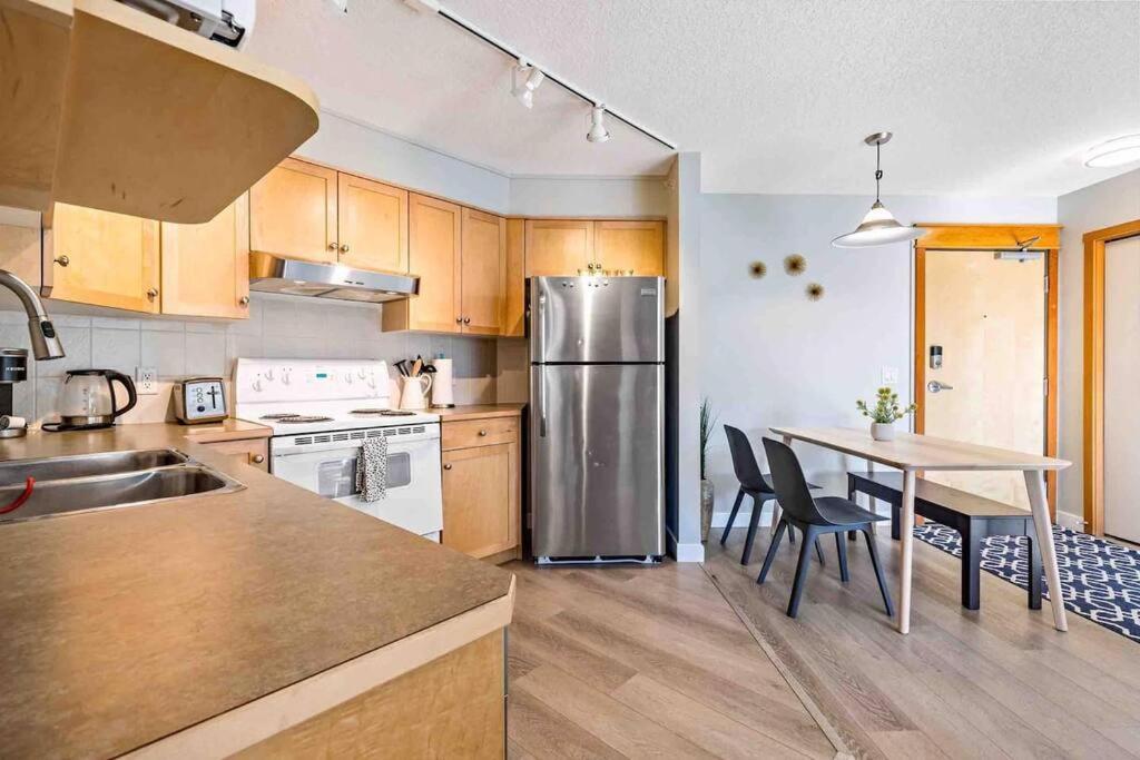 Apartment Lux 2br 5bd Mountain View!