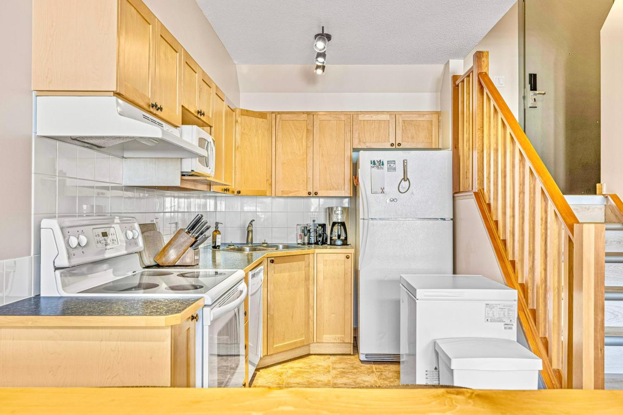 Mountain View Loft Heated Outdoor Pool