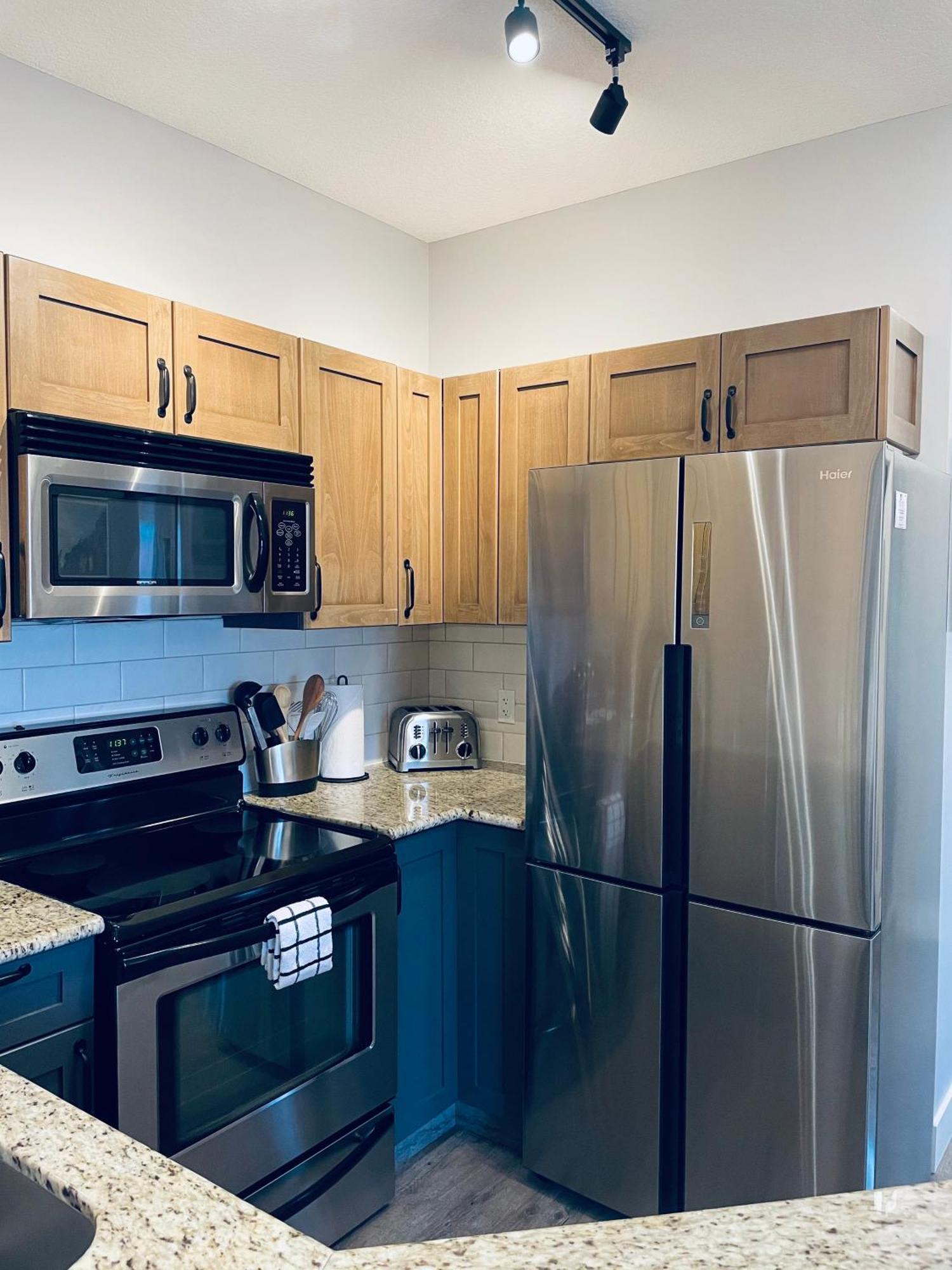 Family Friendly 2br/2ba - Views & Location!! * Canmore