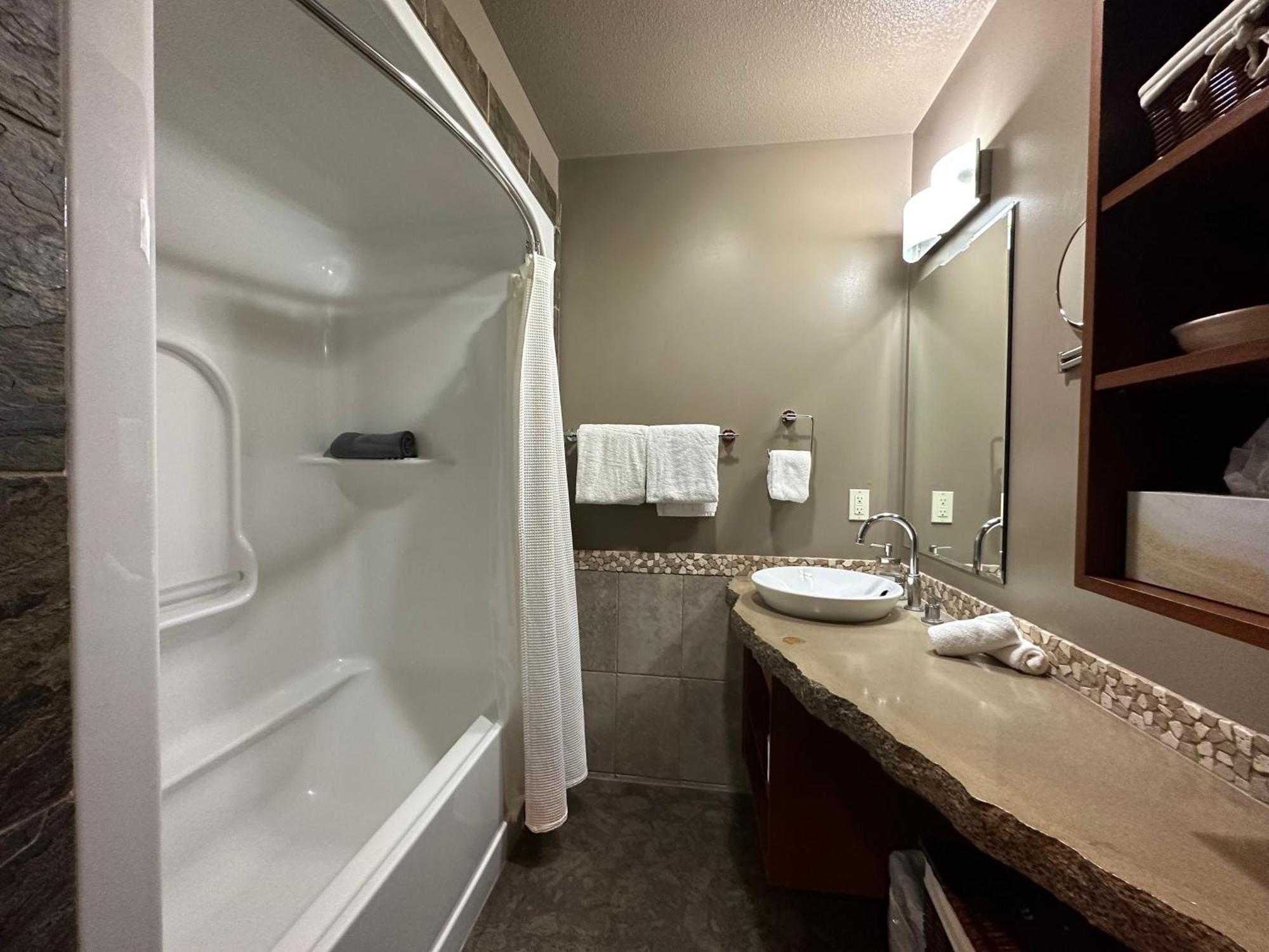 Solara Mountain Retreat - Pool - Hot Tub - - Gym *