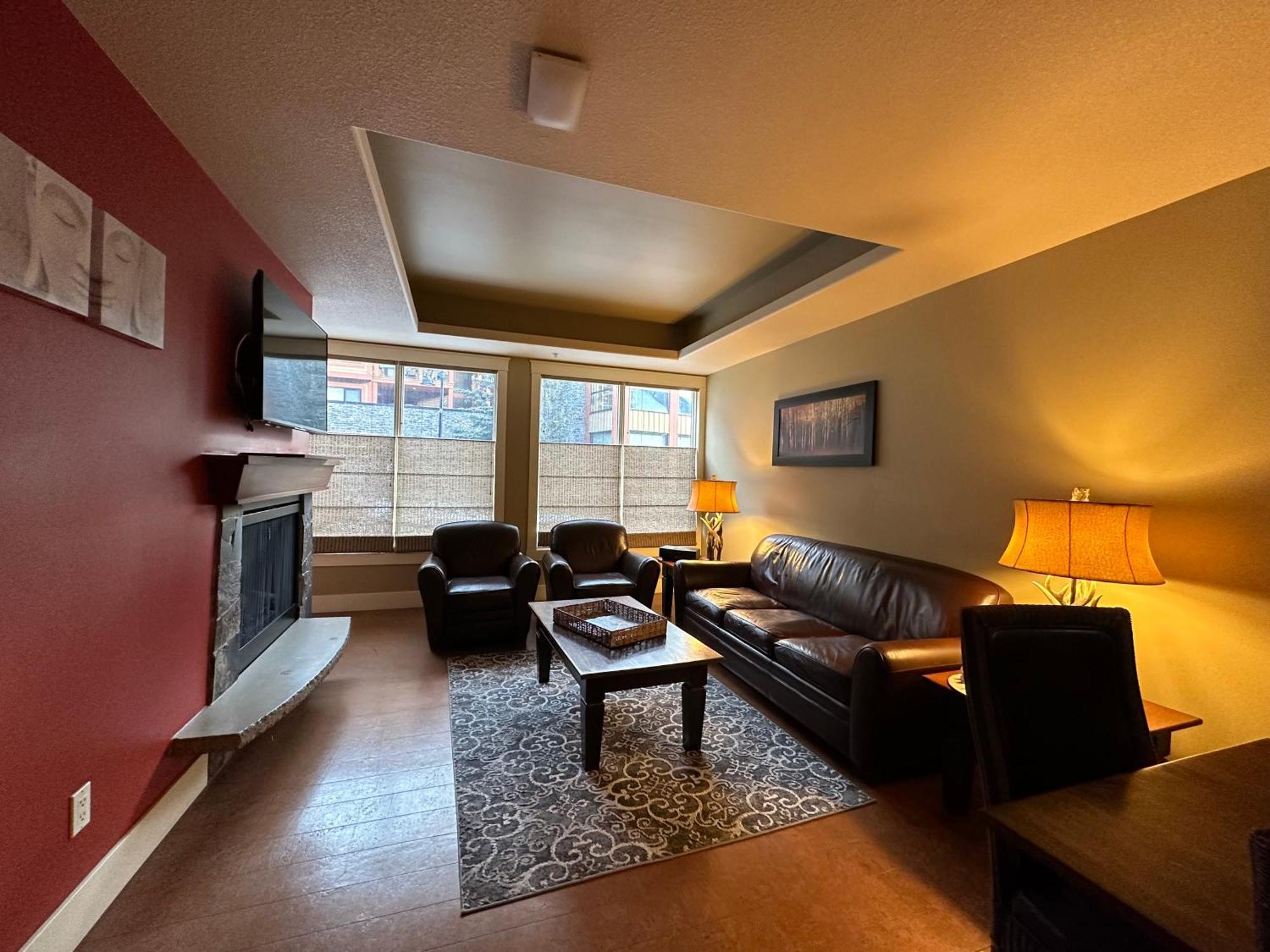 Solara Mountain Retreat - Pool - Hot Tub - - Gym * Canmore