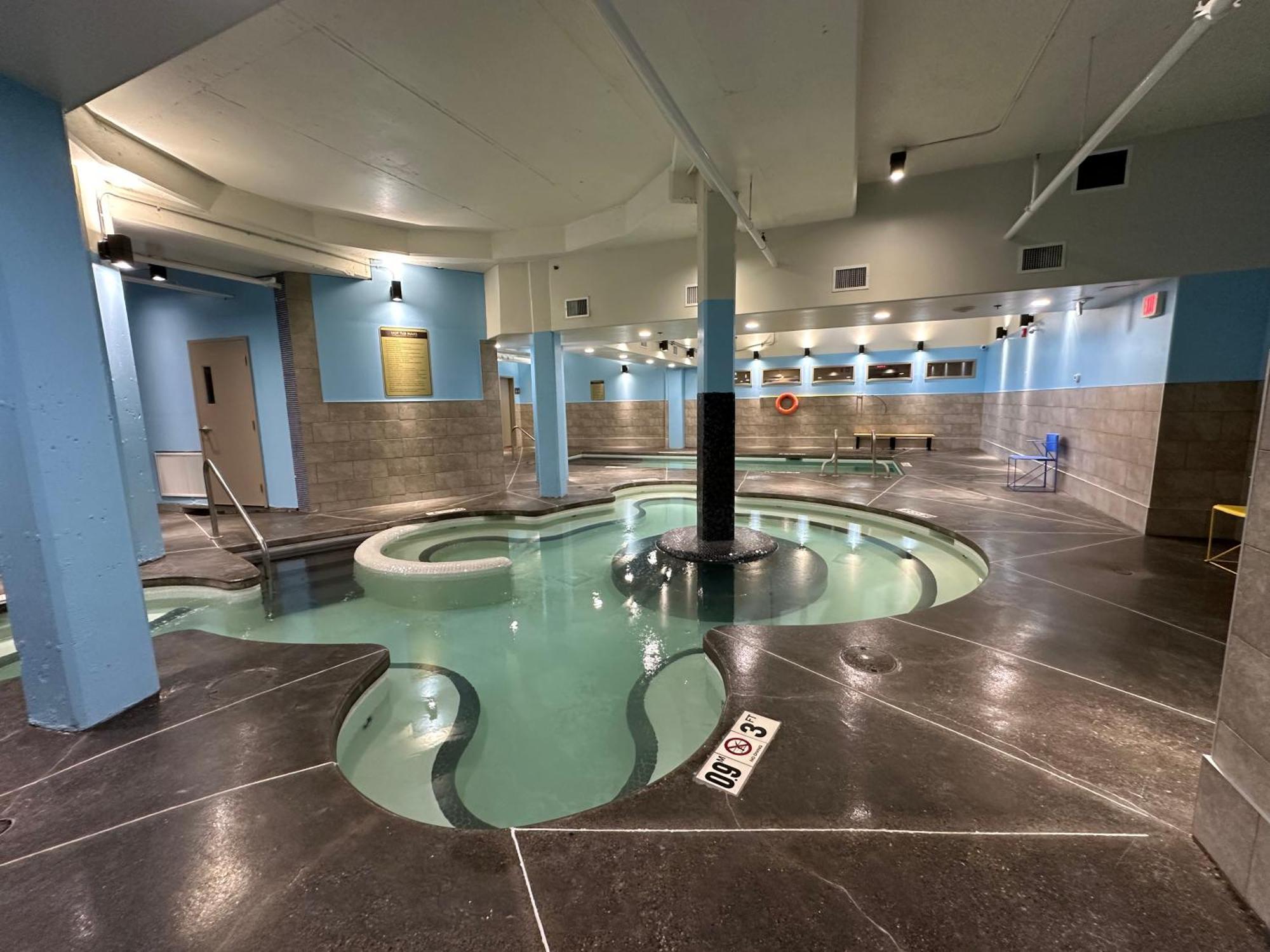 Solara Mountain Retreat - Pool - Hot Tub - - Gym Aparthotel