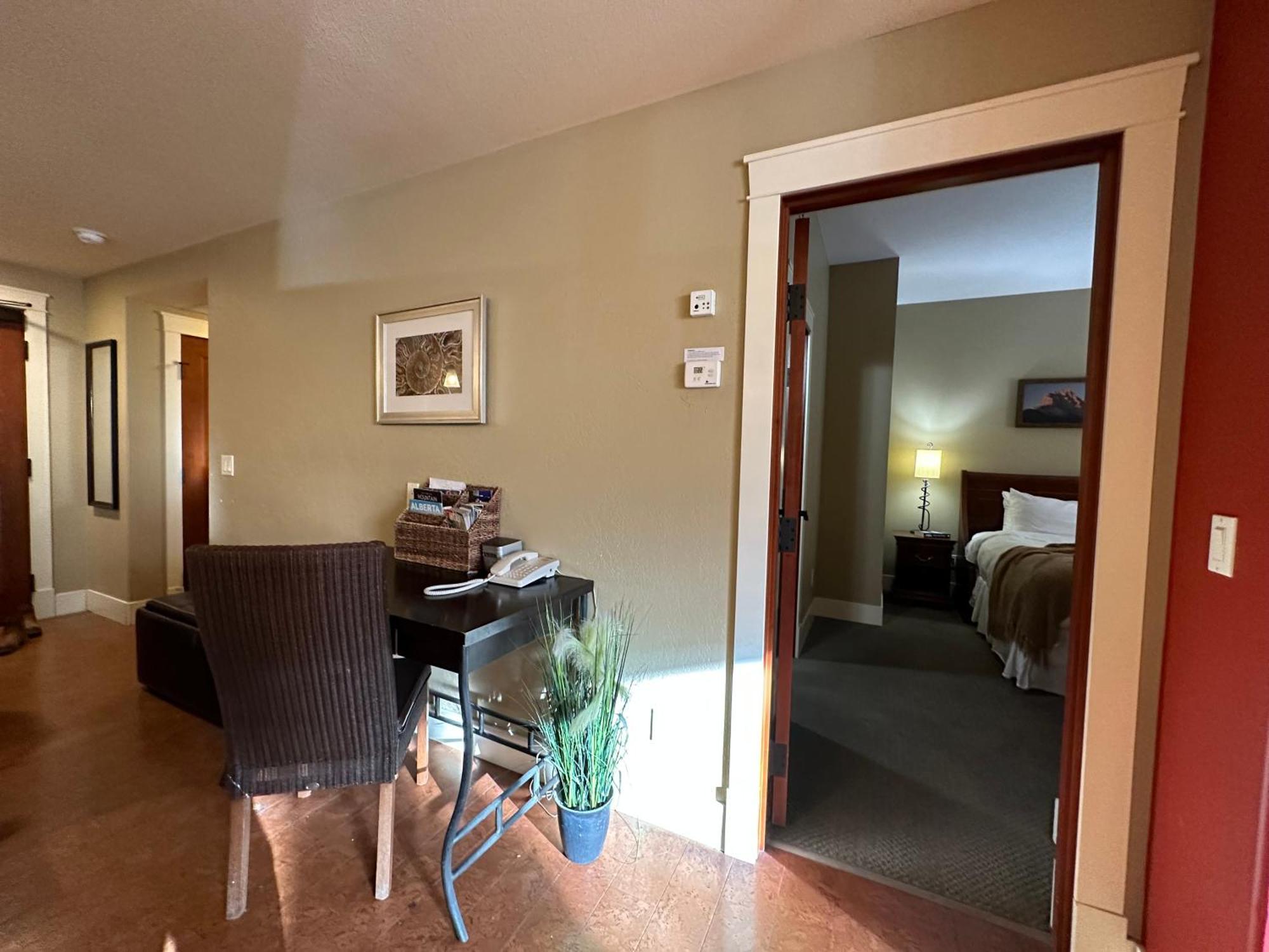 Aparthotel Solara Mountain Retreat - Pool - Hot Tub - - Gym Canmore