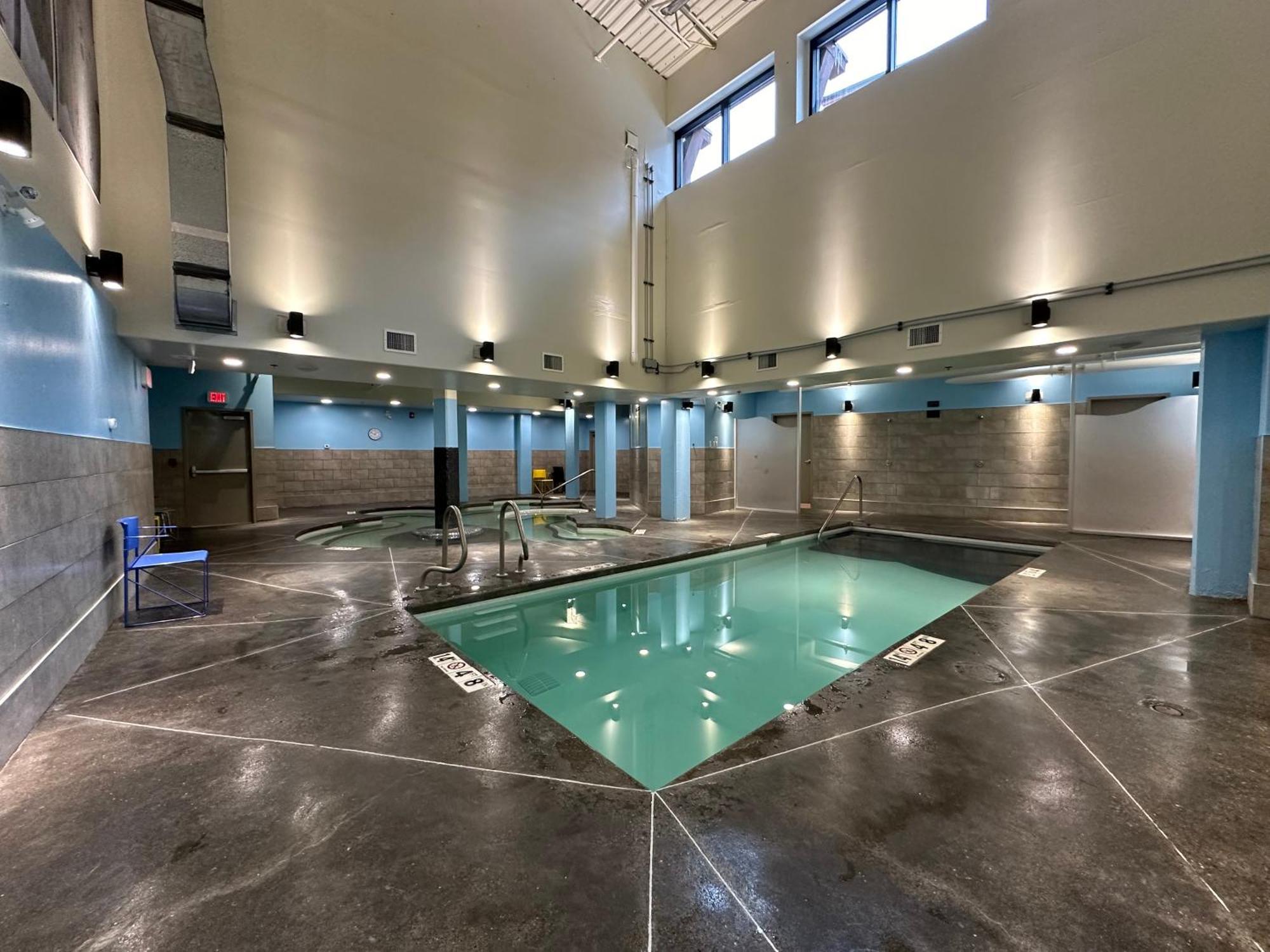 Aparthotel Solara Mountain Retreat - Pool - Hot Tub - - Gym