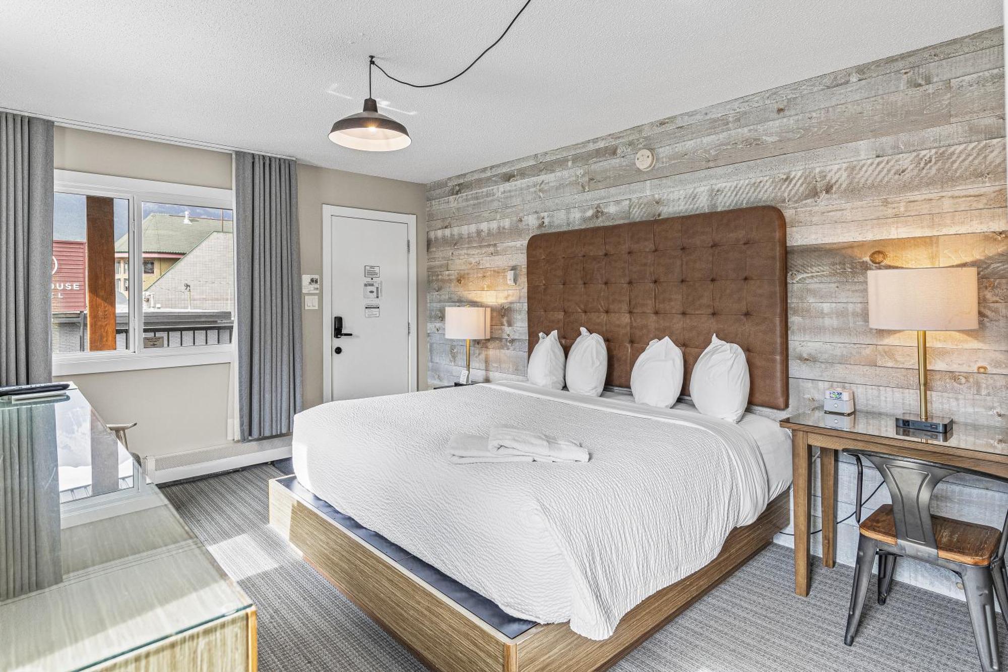 Lamphouse By Basecamp 3* Canmore