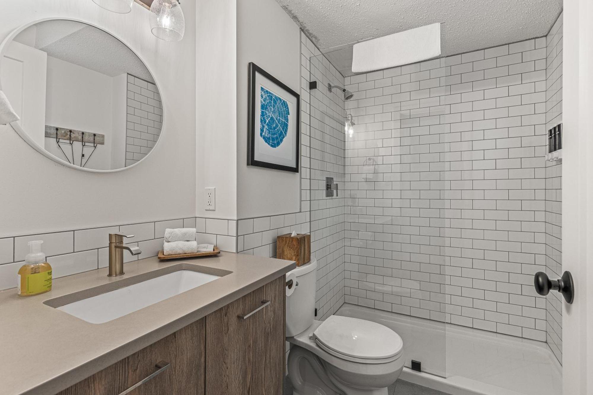 Lamphouse By Basecamp Hotel Canmore