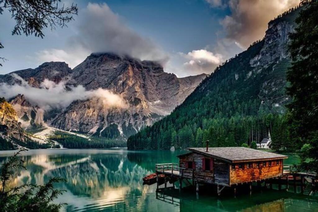 Mountain Modern Hideaway Canmore