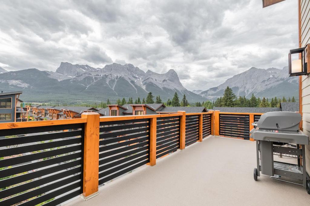Spring Creek Penthouse By Canadian Rockies Vacation Apartment Canmore