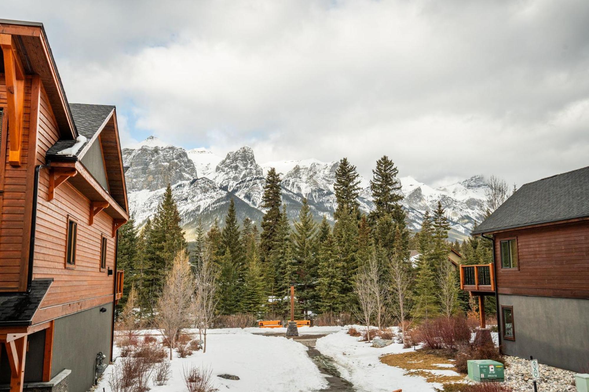 Spring Creek By Canadian Rockies Vacation Apartment *