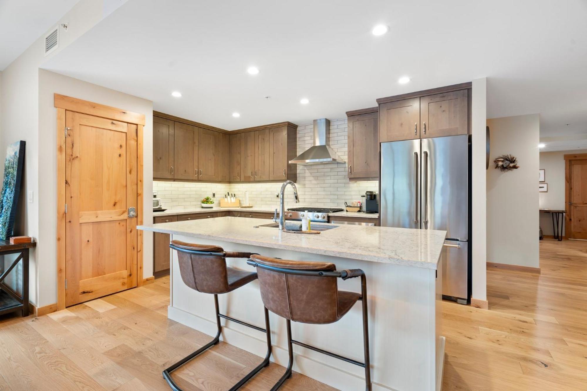 Apartment Spring Creek By Canadian Rockies Vacation