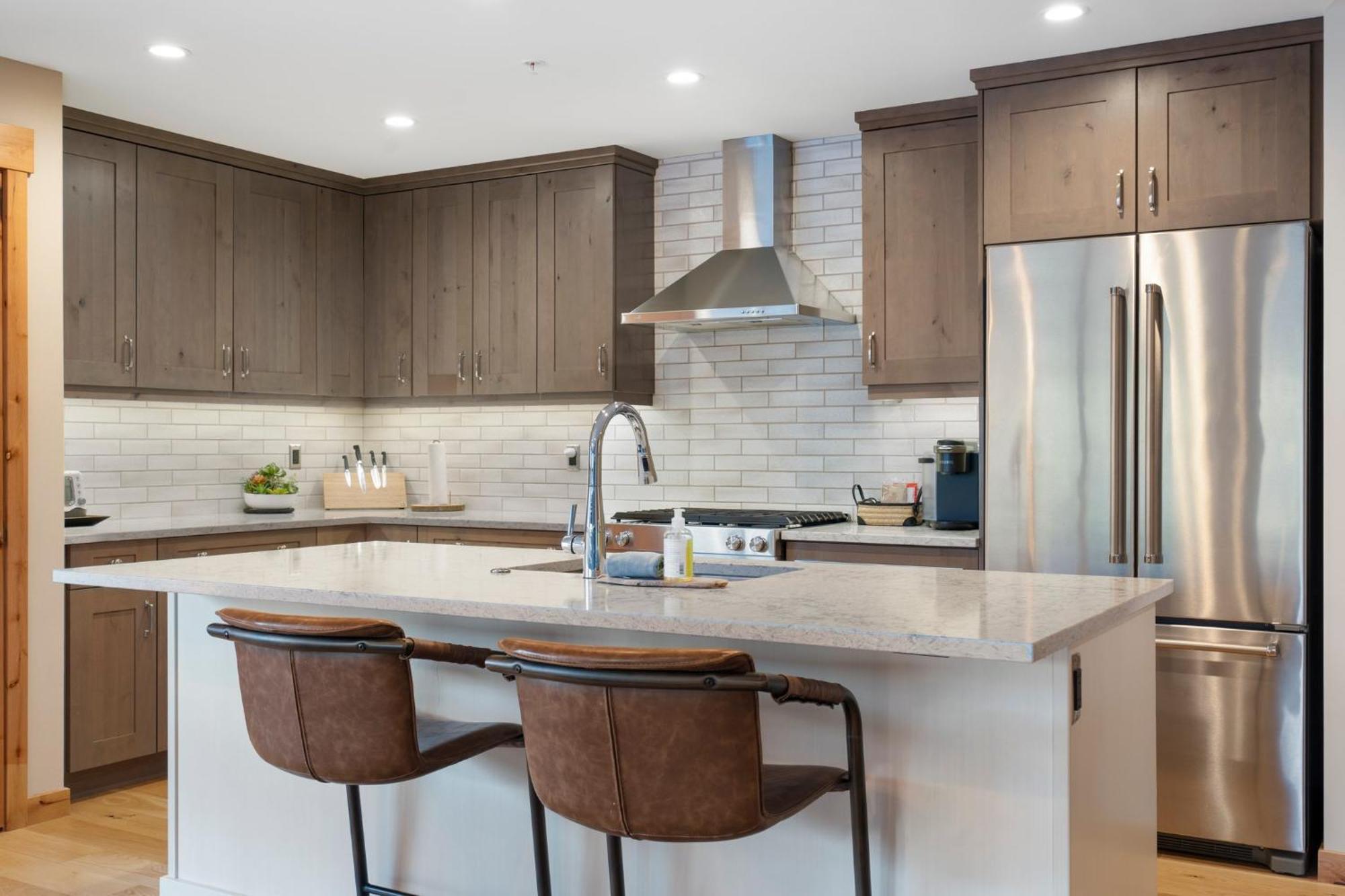 Spring Creek By Canadian Rockies Vacation Apartment