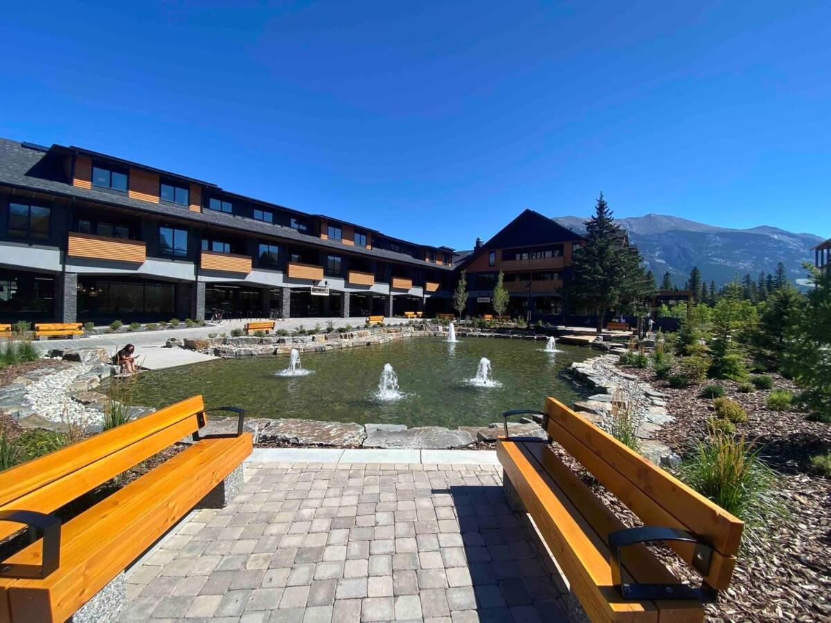 Le Bucheron Stunning Spring Creek Luxury