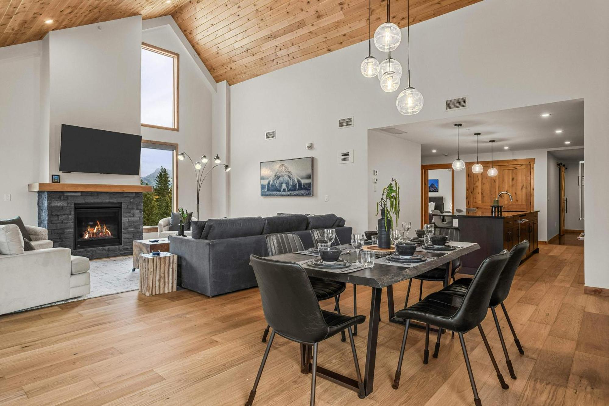 Aparthotel Spring Creek Luxury - Managed By Little Sister Getaways Canmore