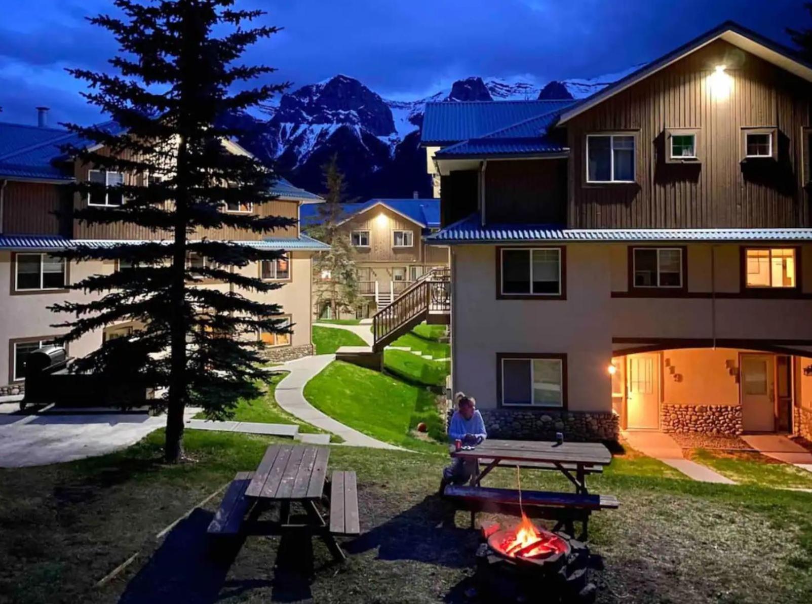 Entire Lovely Townhouse Mountain View! *