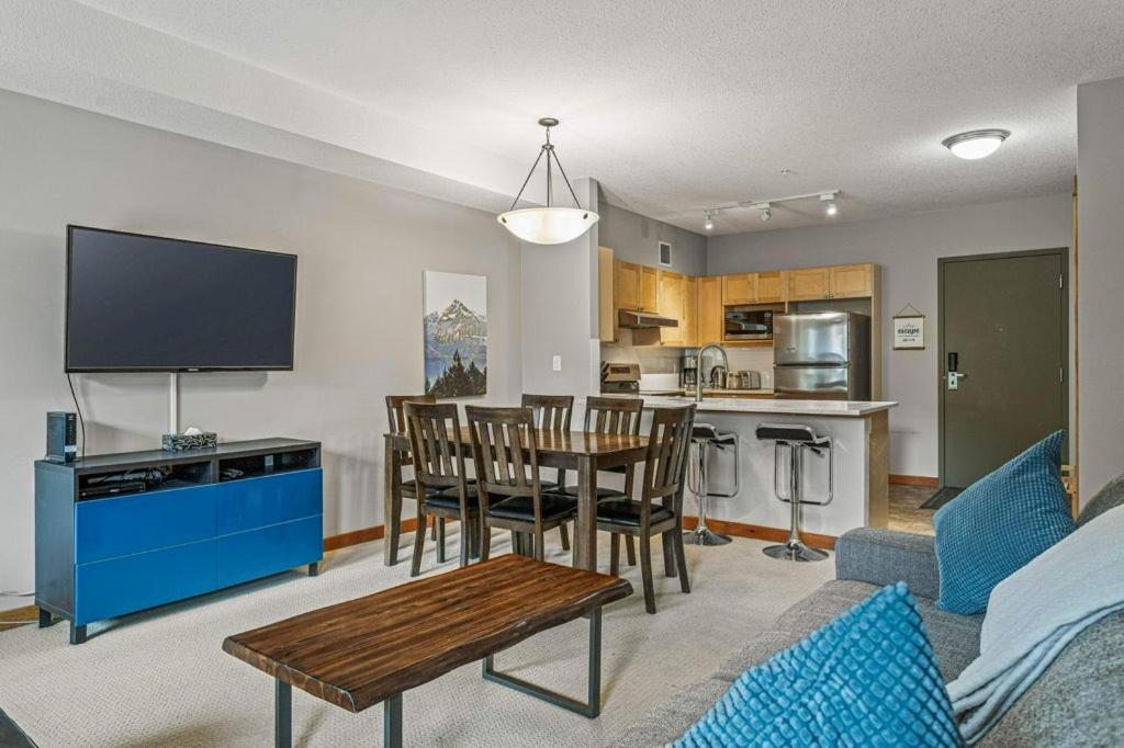 Aparthotel Pines & Peaks 2 Bedroom Mountain Retreat Canmore