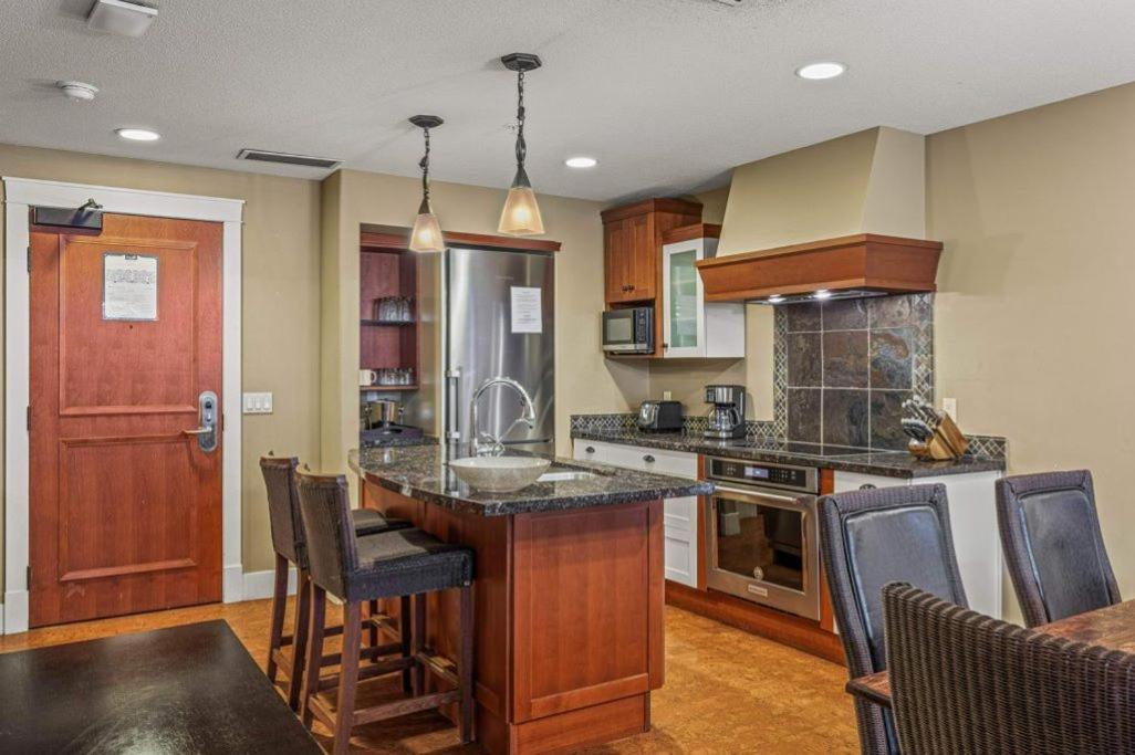 Aparthotel Luxury 2bedroom 2bath Sleeps 6 945 Square Feet