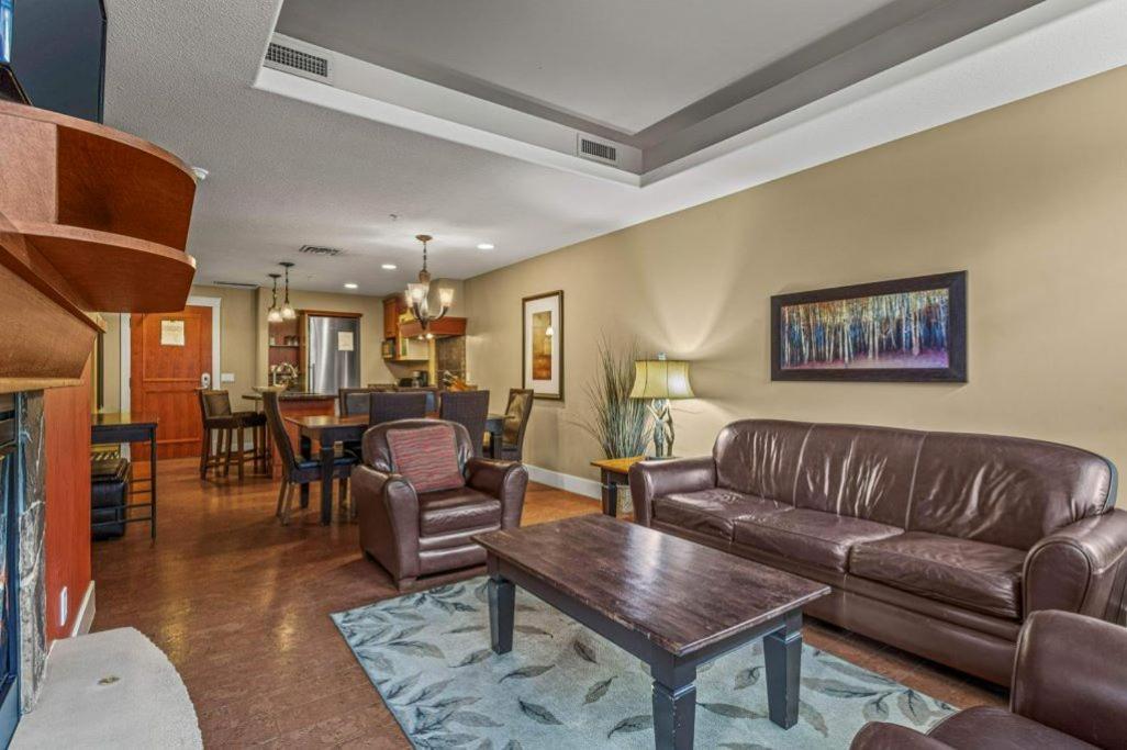 Luxury 2bedroom 2bath Sleeps 6 945 Square Feet Aparthotel