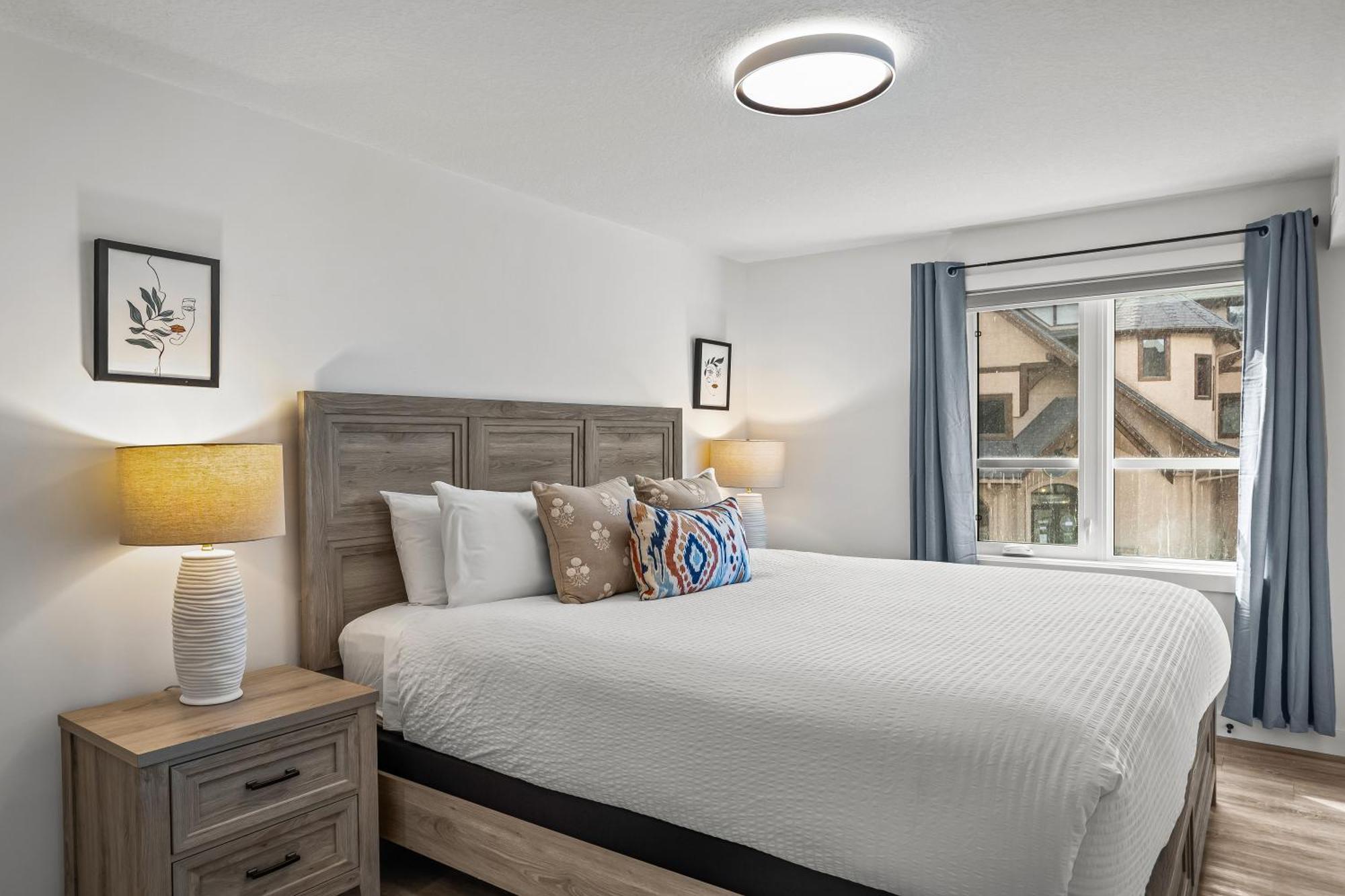 T202 Brand New! The Mountain's Call- Mountain View Canmore